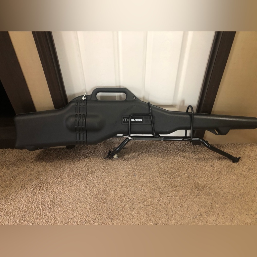 Lock and ride gun case for an ATV. Brand: Polaris